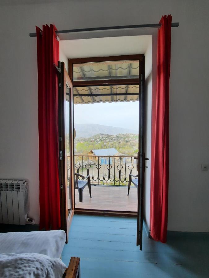 Old Bridge B&B Yeghegnadzor Bagian luar foto