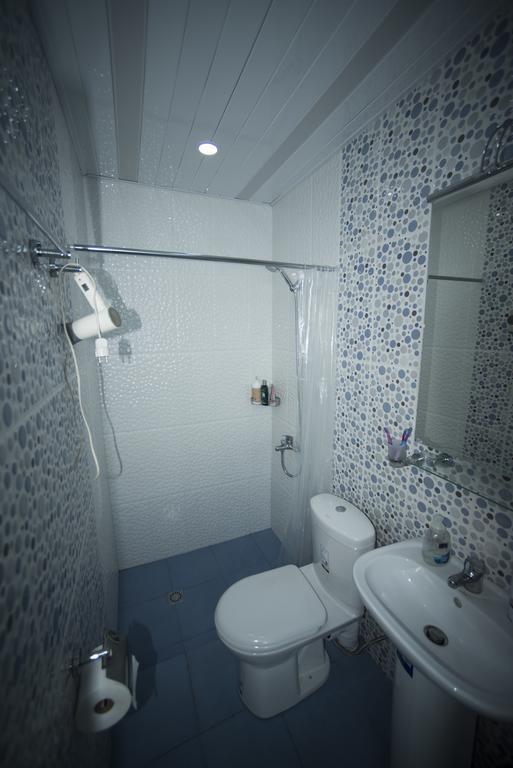 Old Bridge B&B Yeghegnadzor Bagian luar foto